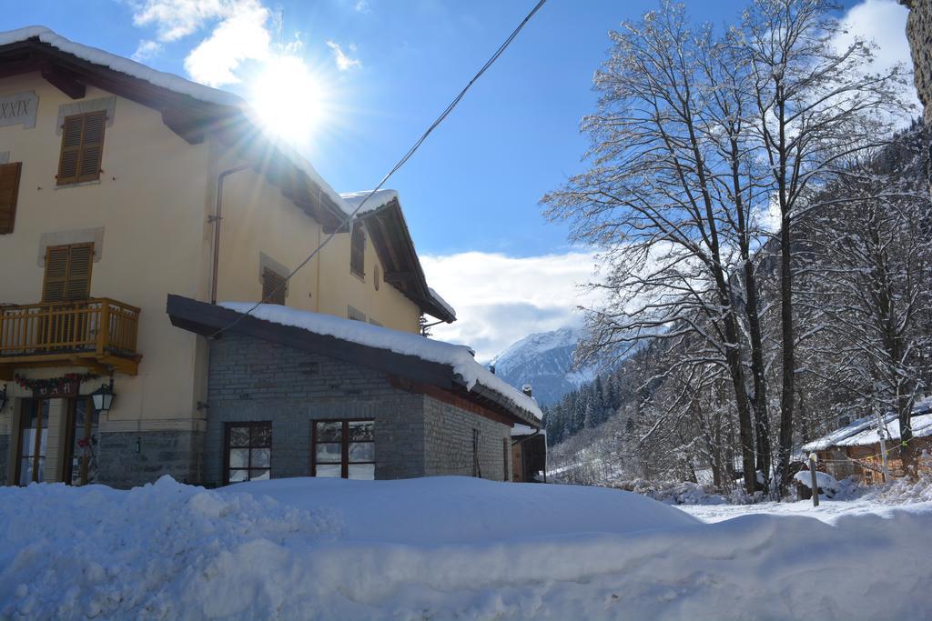 Hotel Villa Tedaldi Gressoney-Saint-Jean Zewnętrze zdjęcie