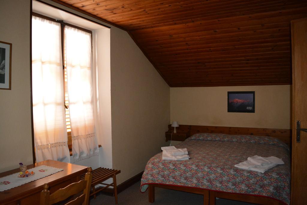 Hotel Villa Tedaldi Gressoney-Saint-Jean Zewnętrze zdjęcie