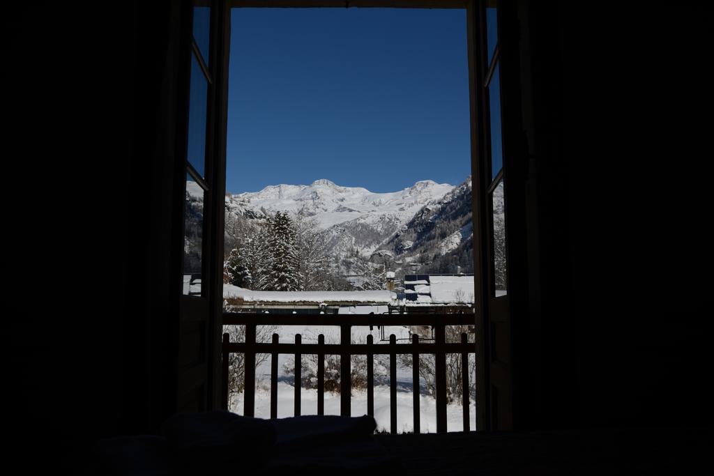 Hotel Villa Tedaldi Gressoney-Saint-Jean Zewnętrze zdjęcie